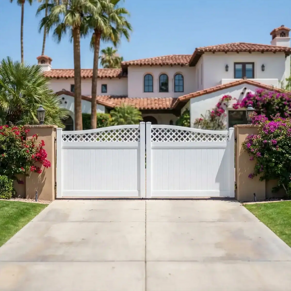 Vinyl driveway gate